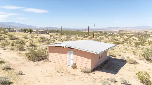5555 Oleta Rd, Landers, CA 92285 - Image #3
