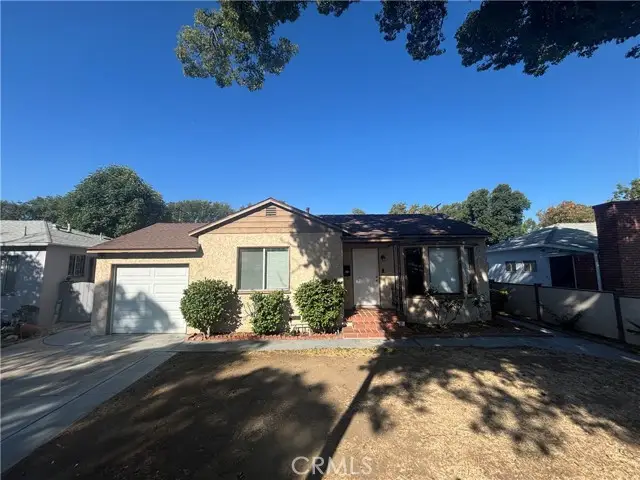 8135 Wakefield Avenue, Panorama City, CA 91402 - Image #2