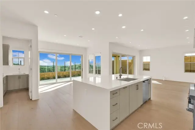 100 Mossvine, Irvine, CA 92618 - #3