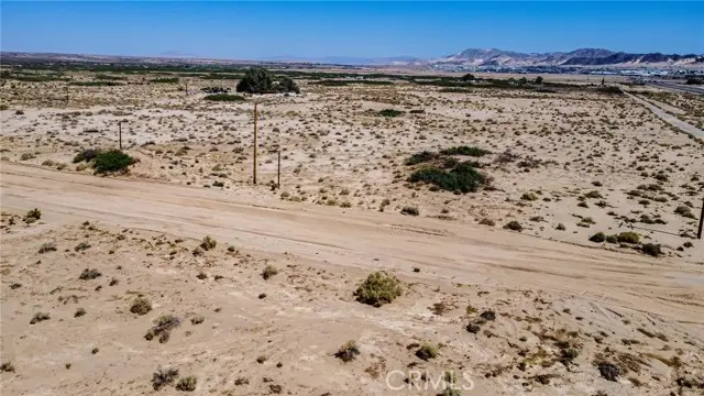 73470 Valle Vista Road, Twentynine Palms, CA 92277 - Image #3