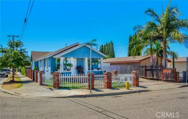 570 E 2nd Avenue, La Habra, CA 90631