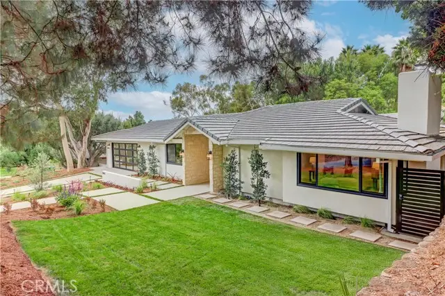 10461 Shadyridge Drive, Santa Ana, CA 92705 - Image #3