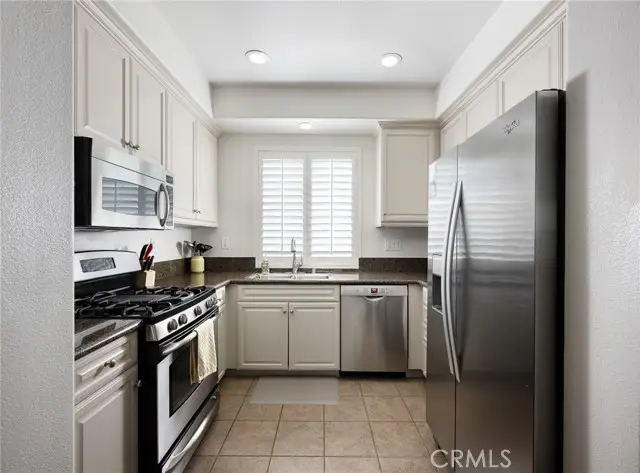 142 Pantheon, Irvine, CA 92620 - Image #3