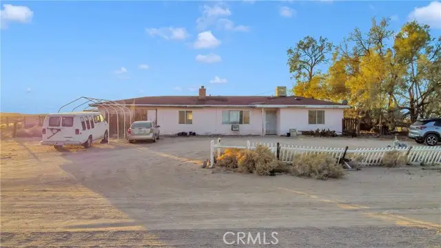 38920 Kathy Ln, Newberry Springs, CA 92365 - #2