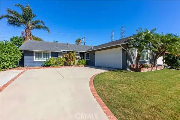 19922 Carmania Lane, Huntington Beach, CA 92646