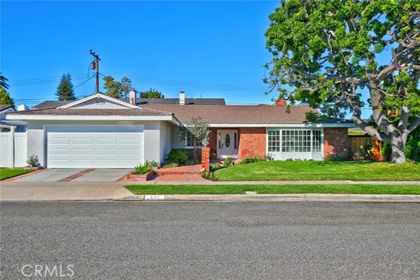 418 E Bay Street, Costa Mesa, CA 92627