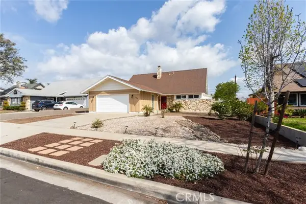 395 E Monterey Road, Corona, CA 92879