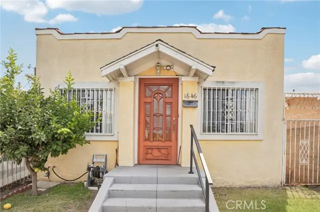 1646 West Boulevard, Los Angeles, CA 90019 - Image #1