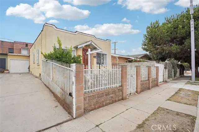 1646 West Boulevard, Los Angeles, CA 90019 - Image #2