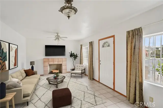 1646 West Boulevard, Los Angeles, CA 90019 - Image #3