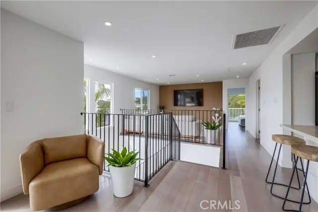 605 E Avenida San Juan, San Clemente, CA 92672 - Image #2