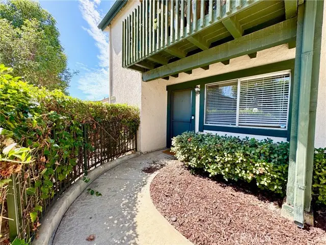 23288 Orange Avenue #5, Lake Forest, CA 92630 - Image #1