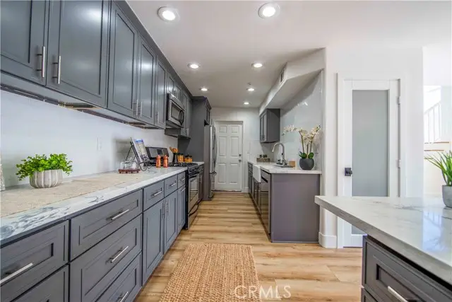 18859 Milos Circle, Huntington Beach, CA 92648 - Image #3