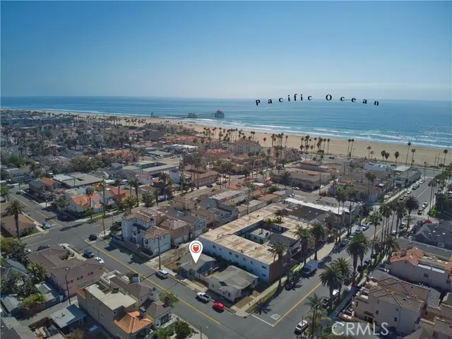 1111 Olive Avenue #A & B, Huntington Beach, CA 92648 - Image #3