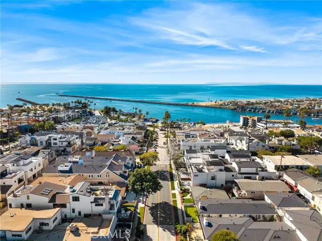 305 Fernleaf, Corona Del Mar, CA 92625 - Image #1