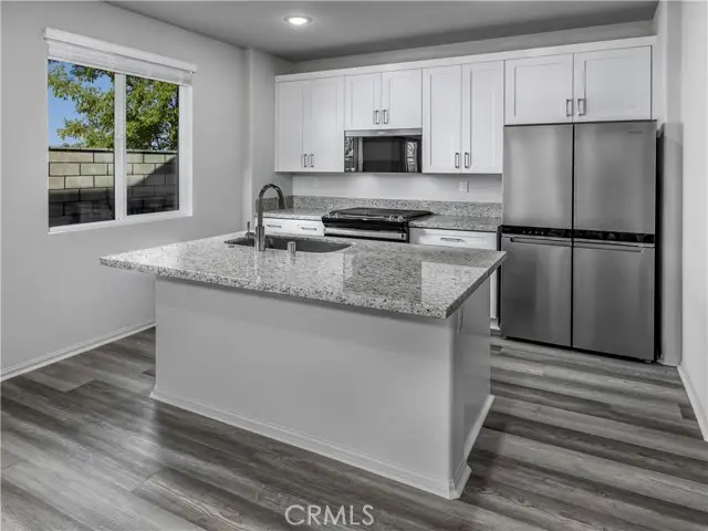 28500 Via Priorat, Temecula, CA 92591 - Image #2