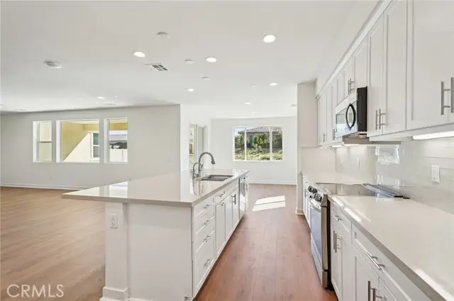 4040 Saddlewood Drive, Palmdale, CA 93551 - Image #3