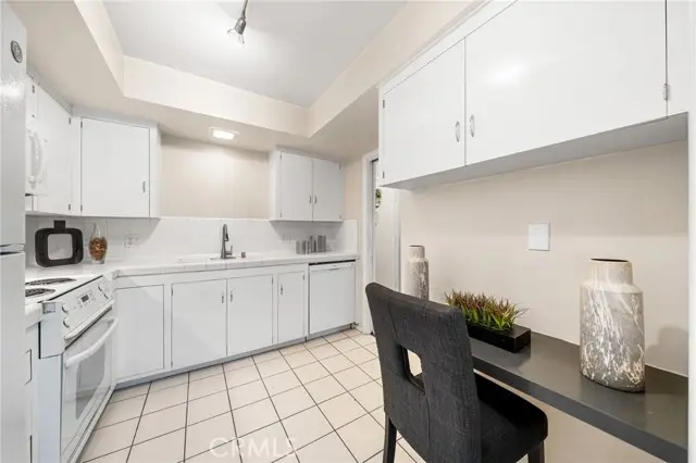 1641 S Pomona Avenue #D36, Fullerton, CA 92832 - Image #3