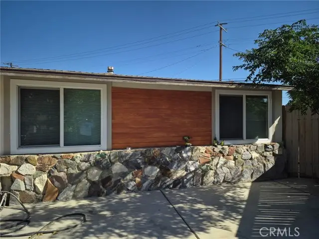16611 Yucca Avenue, Victorville, CA 92395 - Image #2