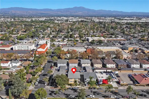 1405 S Broadway, Santa Ana, CA 92707