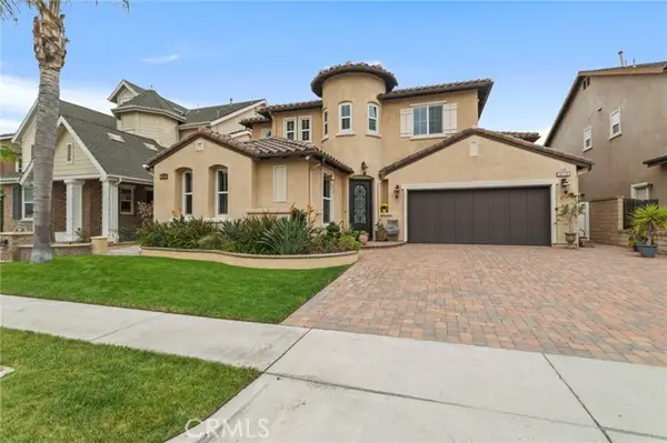 1858 W Meadowbrook, Santa Ana, CA 92704