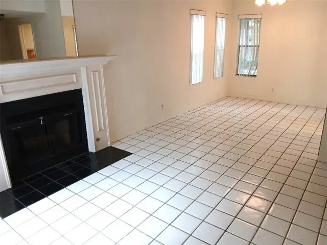 810 Baker #112, Costa Mesa, CA 92626 - Image #2