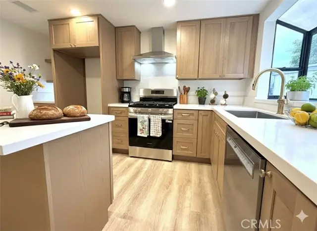 12516 Wedgwood Circle, Tustin, CA 92780 - Image #2