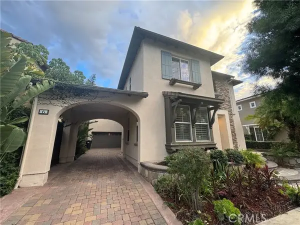 6 Napa, Irvine, CA 92602