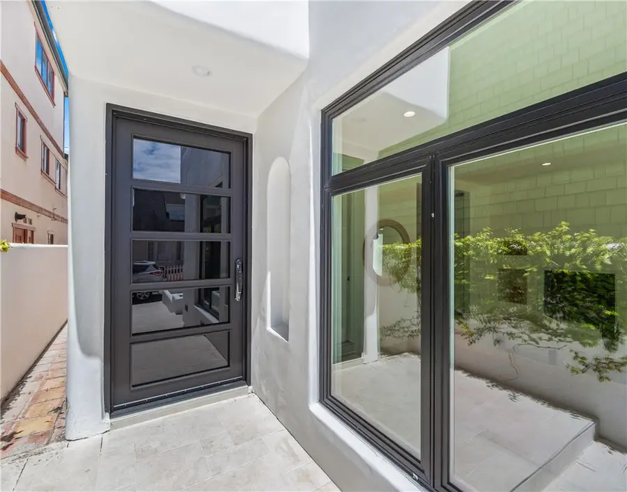 541 4th, Manhattan Beach, CA 90266 - Image #3