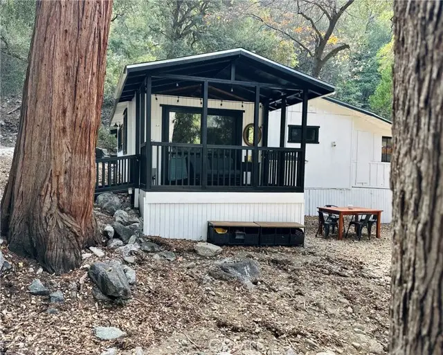 9287 Corral Rd, Forest Falls, CA 92339 - Image #2