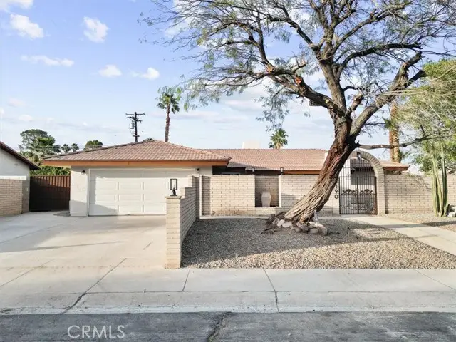 3190 E Vincentia Road, Palm Springs, CA 92262 - Image #1