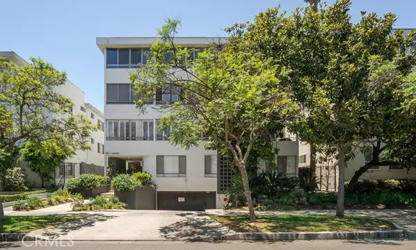 419 N Oakhurst Drive #102, Beverly Hills, CA 90210