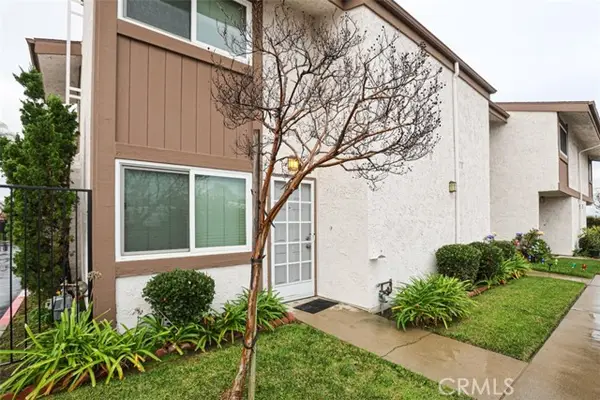 1043 E Huntington, Monrovia, CA 91016