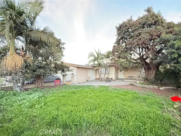 1427 S Rene, Santa Ana, CA 92704