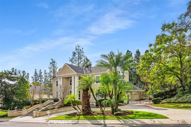 25582 Rapid Falls, Laguna Hills, CA 92653 - Image #2