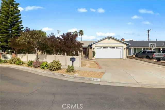 6021 Ivory Circle, Huntington Beach, CA 92647 - Image #2