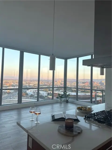 9 Macarthur Place #2102, Santa Ana, CA 92707