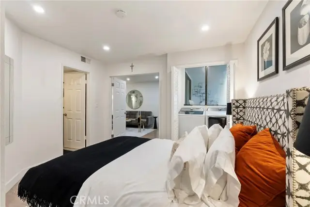 906 N Doheny #303, West Hollywood, CA 90069 - Image #1