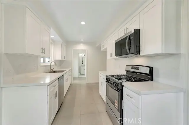 633 S Hacienda Street, Anaheim, CA 92804 - #2