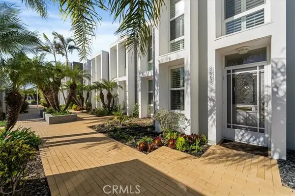 3965 Aladdin Drive, Huntington Beach, CA 92649