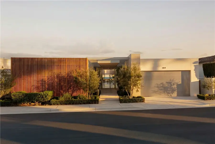 1119 Dolphin, Central Coast, CA 92625 - Image #2