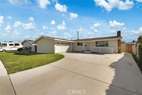 2022 W Spruce, Orange, CA 92868