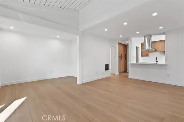 1030 W Macarthur #90, Santa Ana, CA 92707