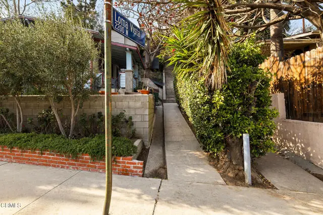 2319 W Loma Vista Place, Los Angeles, CA 90039 - Image #1
