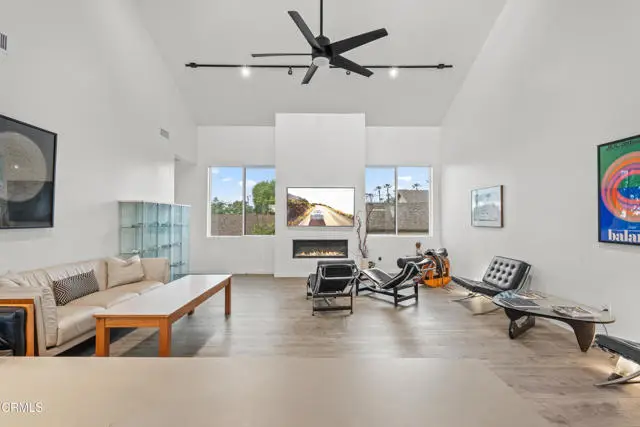 1818 New York Drive, Altadena, CA 91001 - #2