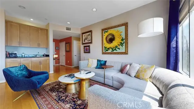 4821 Bakman Avenue #405, North Hollywood, CA 91601 - Image #1