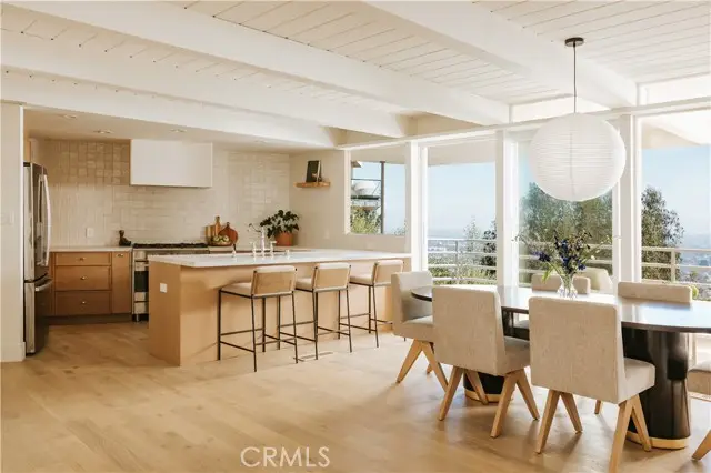 8448 Franklin, Los Angeles, CA 90069 - Image #2