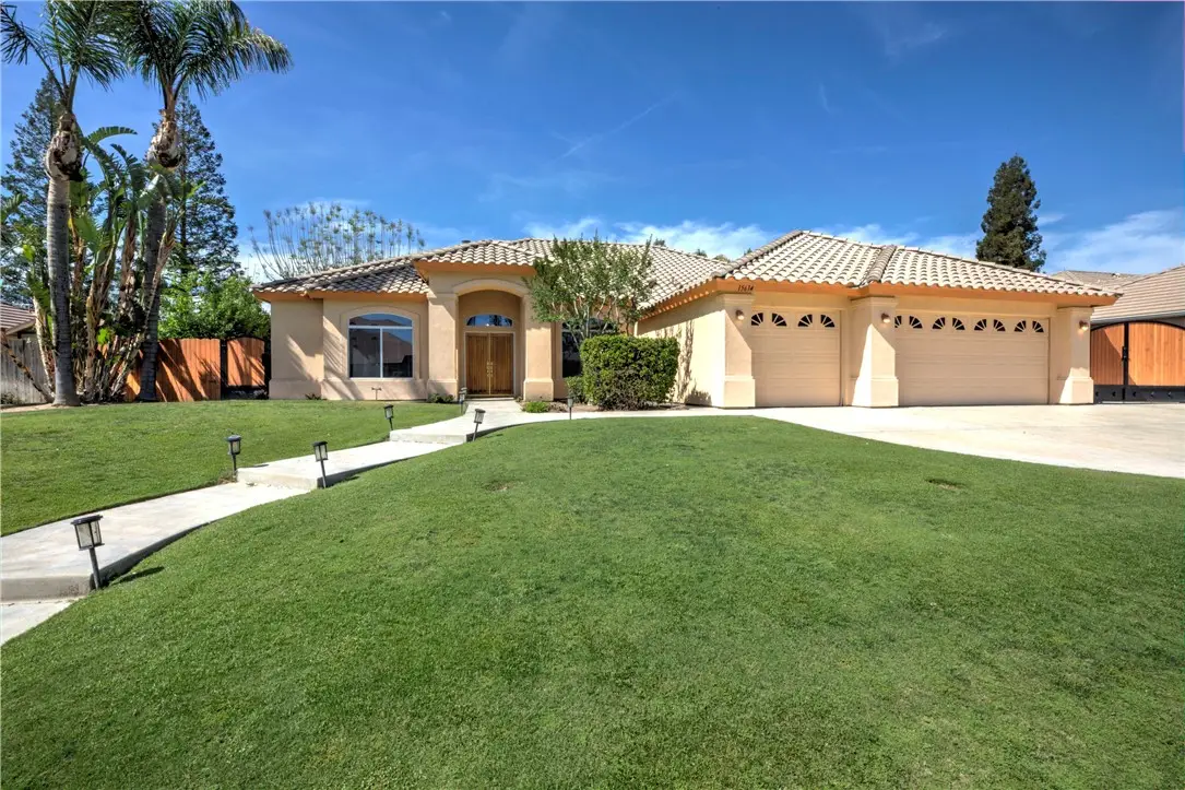 15614 Lake Arrowhead Avenue, Bakersfield, CA 93314 - Image #1