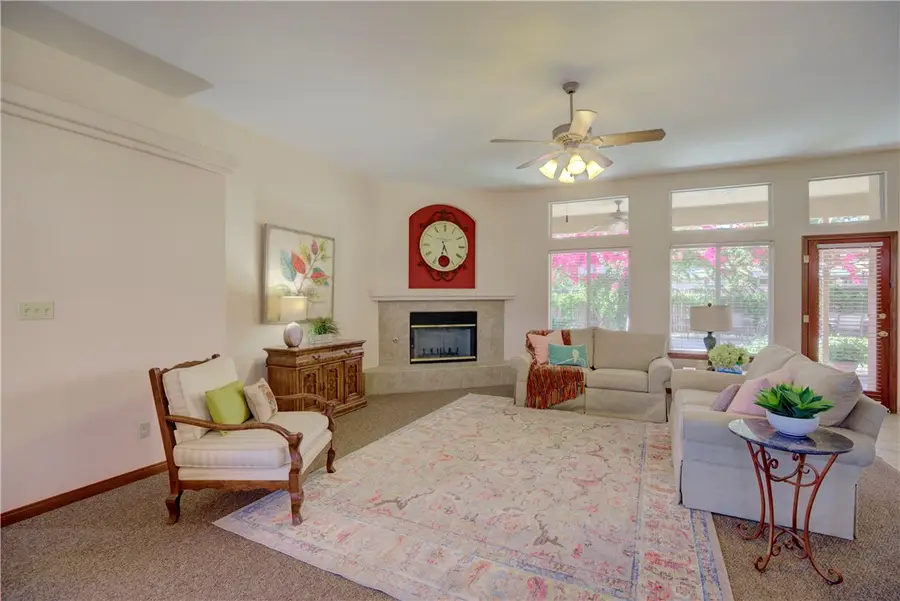 15614 Lake Arrowhead Avenue, Bakersfield, CA 93314 - Image #2