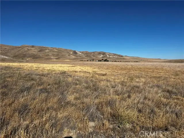 3 Arriba Trail, Santa Margarita, CA 93453 - #3